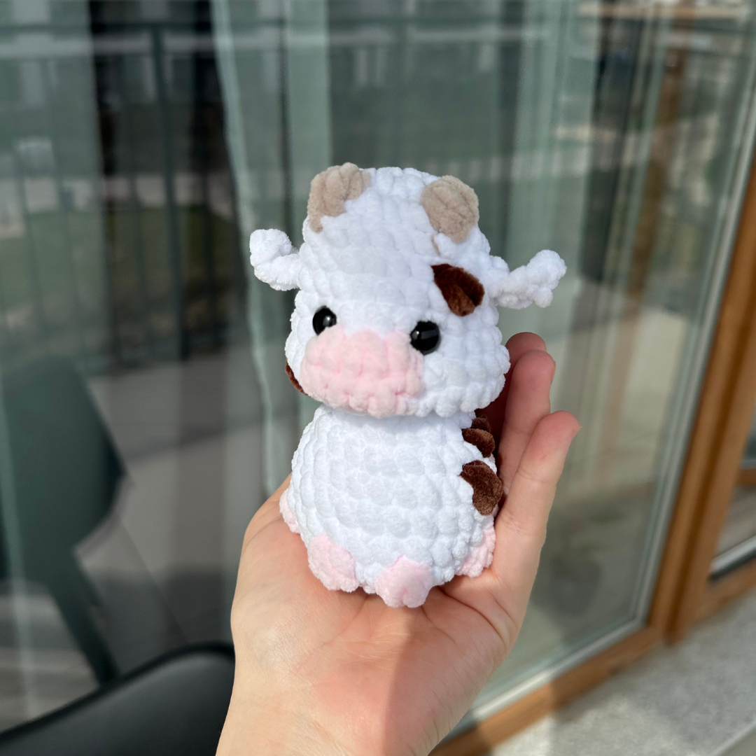 No-Sew Cow Crochet Pattern